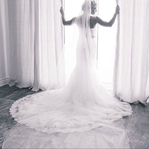 Enzoani Wedding Gown,